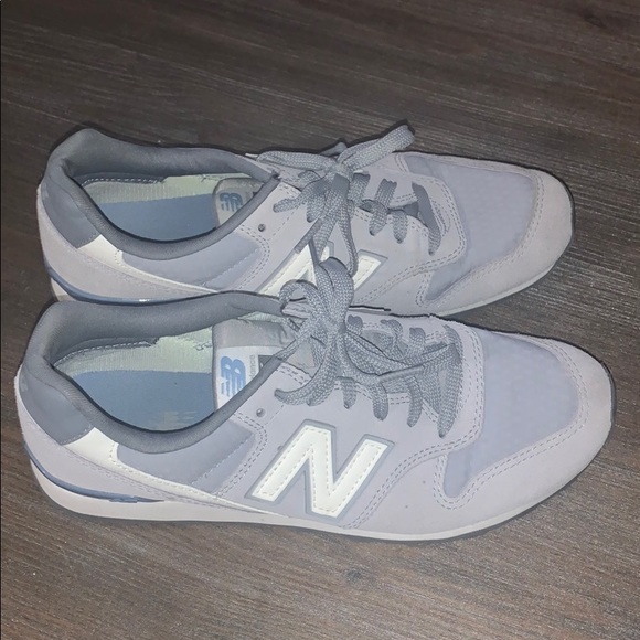 New Balance Shoes - Gray New Balance shoes